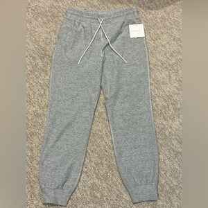 New with tags beyond yoga women jogger size s